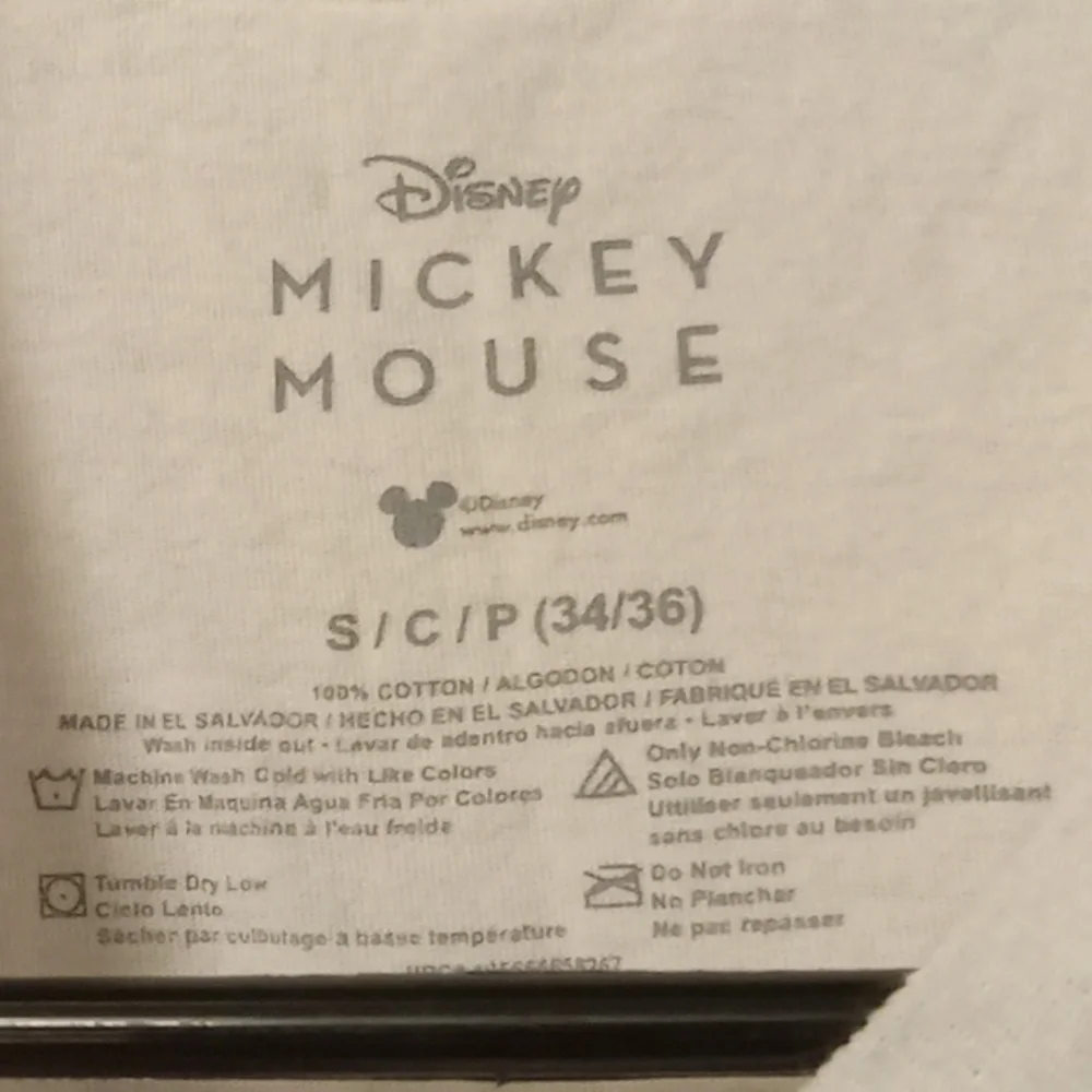 Disney Mickey Mouse and friends tee shirt - Picture 3 of 8